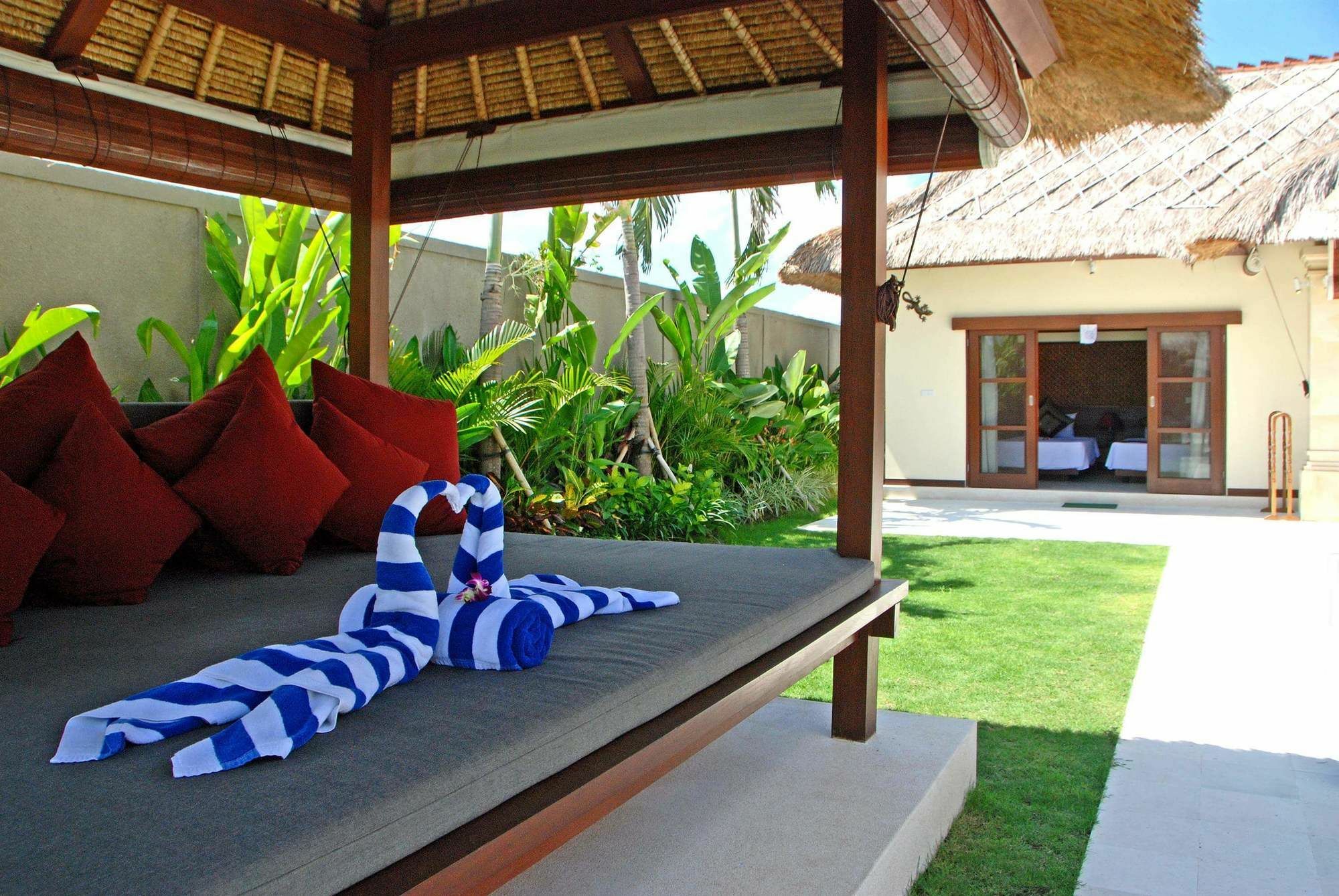 Villa Alam Seminyak Exterior foto